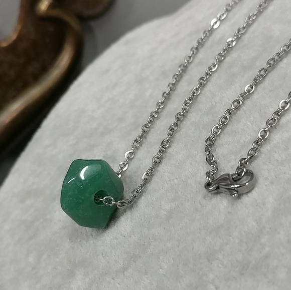 Green Aventurine Necklace Natural Gemstone Crystal Pendant Stainless-Steel 17.7" - Picture 12 of 17